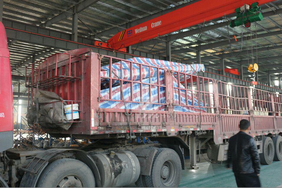 脫水篩發(fā)貨裝車.jpg